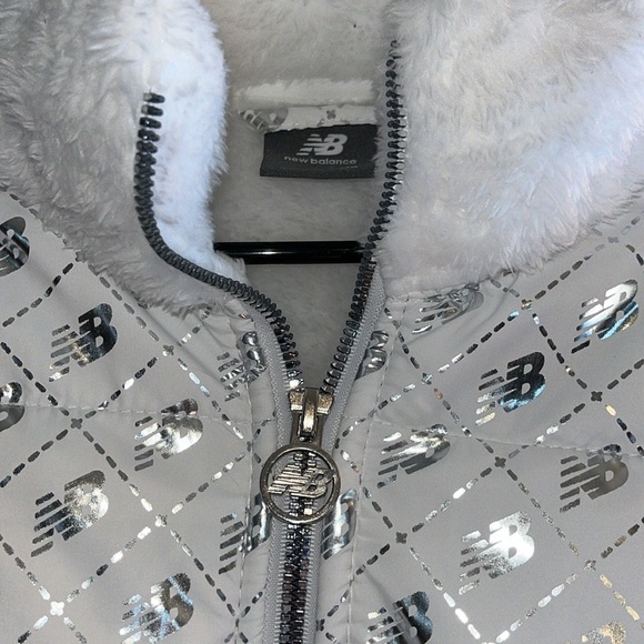 NWT-new balance-2X-white & silver-full zip, fleece, embroidered logo, jacket. - Picture 4 of 15
